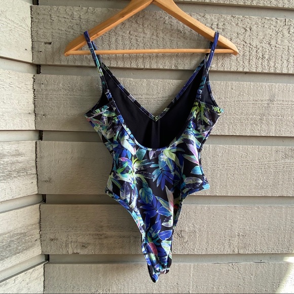SOLD | ASOS 90s One Piece Floral/Jungle Swimsuit - Picture 2 of 7